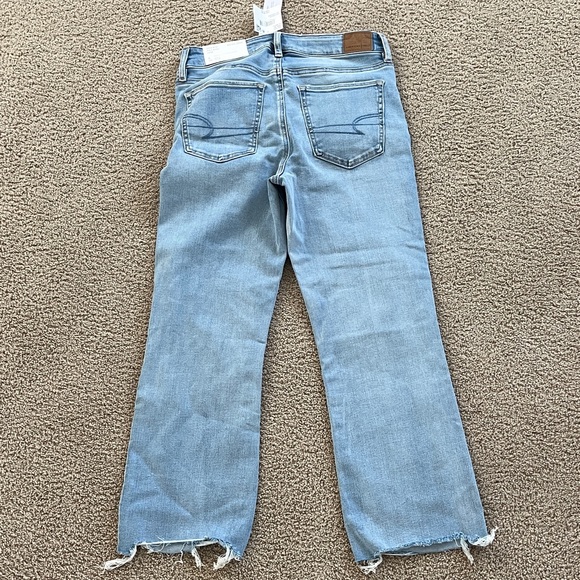 NWT American Eagle Outfitters Light Blue high rise kick boot crop size 6 - Picture 6 of 6